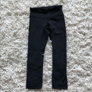 Lululemon Size 2 Cropped Leggings